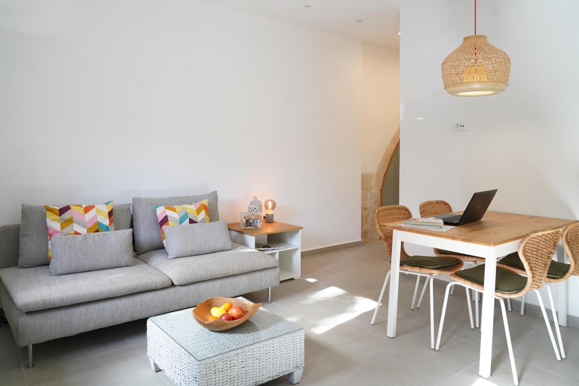 Lindas Convent Garden Home 1 하니아 외부 사진