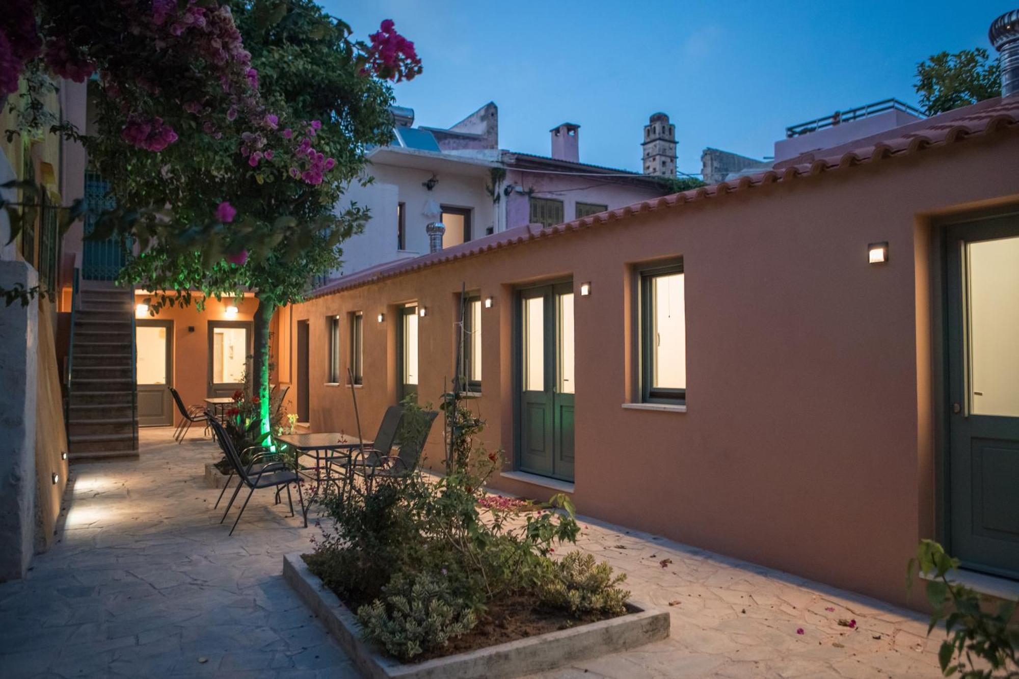 Lindas Convent Garden Home 1 하니아 외부 사진